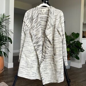 Billabong cardigan size S